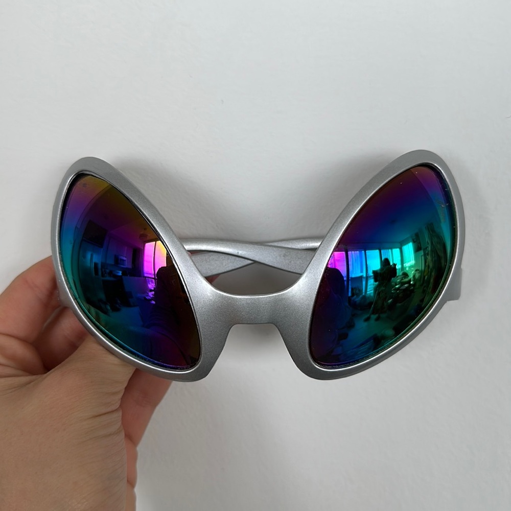 Balenciaga vibes Alien Glasses